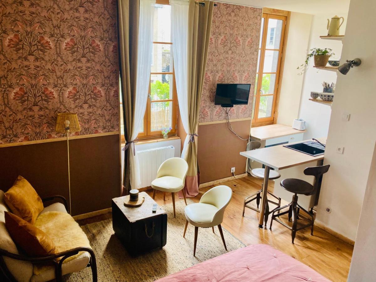 Une Maison De Famille 올롱생테마리 외부 사진